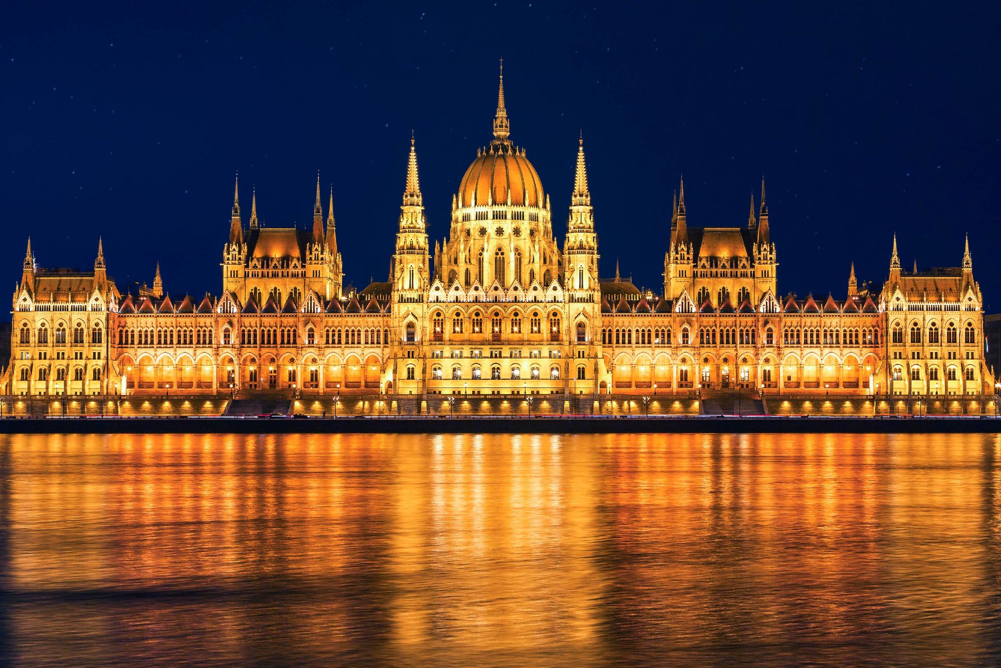 Ungheria, una statua per il creatore del Bitcoin