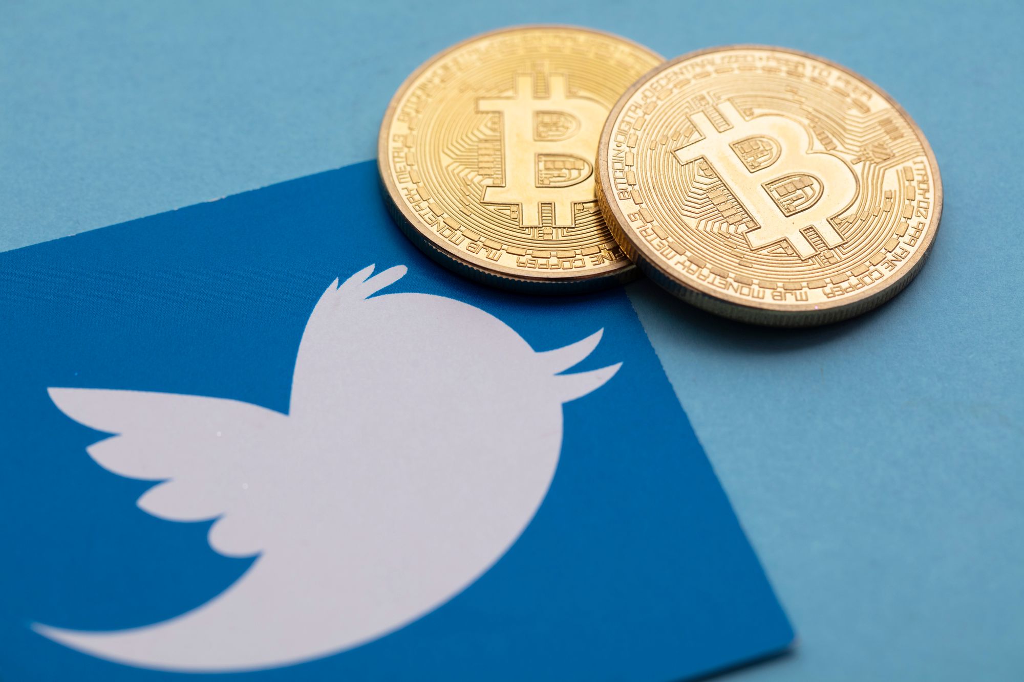 Twitter & eToro Partnership — Trade Digital Assets and Stock While Tweeting