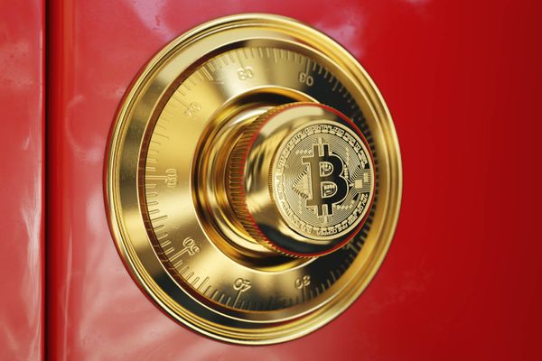 Hundreds of banks are likely to be involved in the direct sale of cryptocurrencies soon